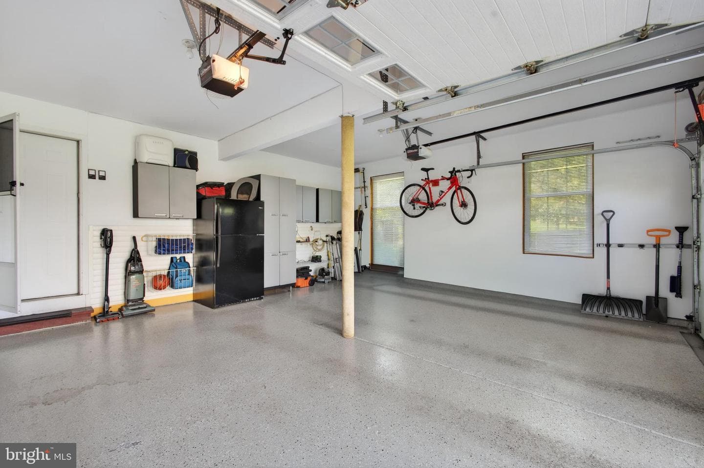 525 Michelle Lane photo 37
