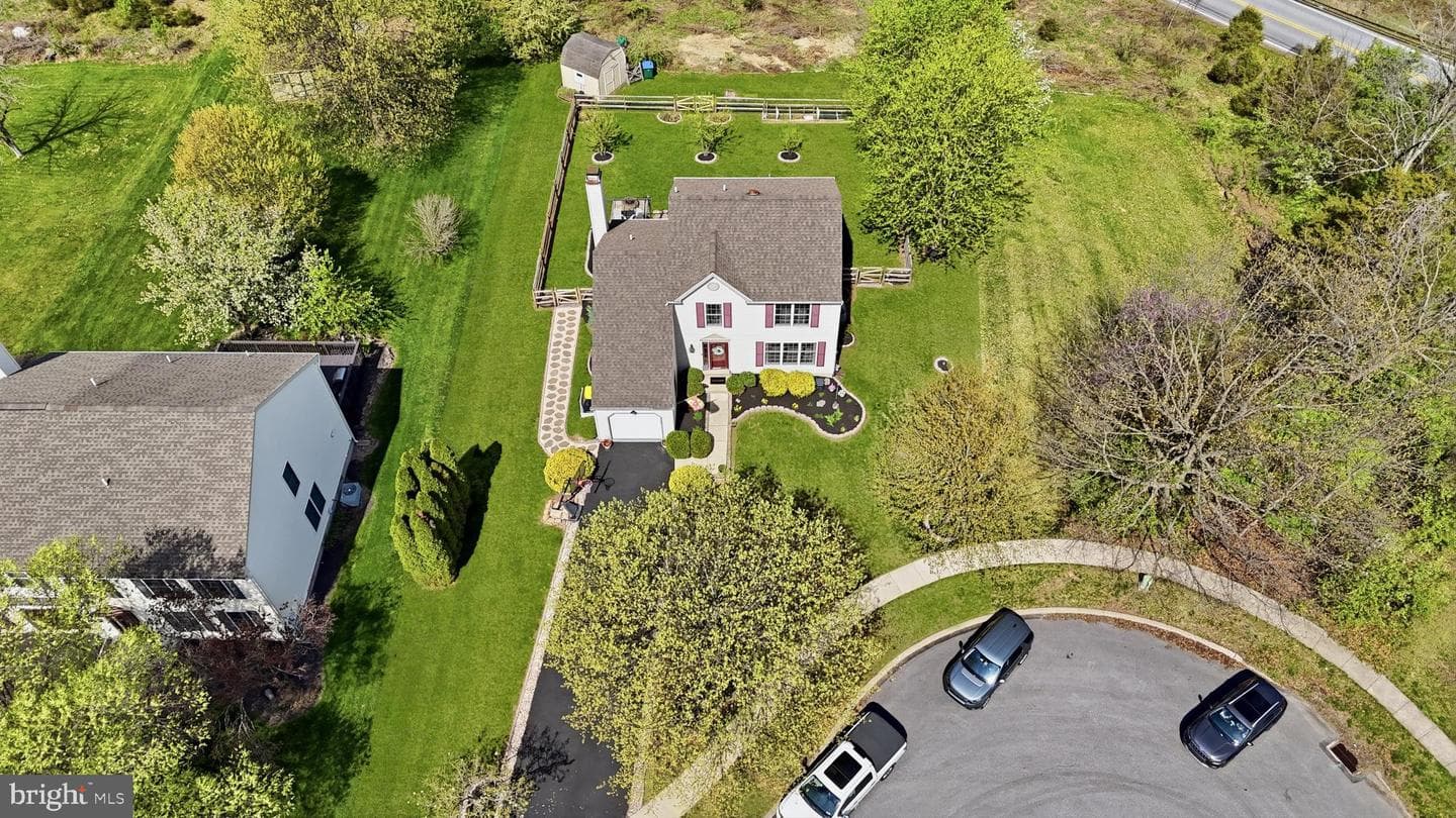 73 Saratoga Way photo 40