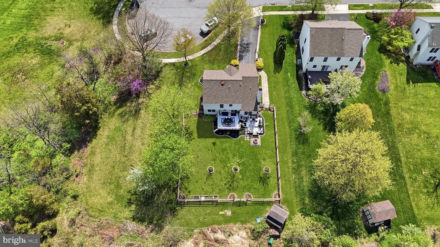 73 Saratoga Way photo 44