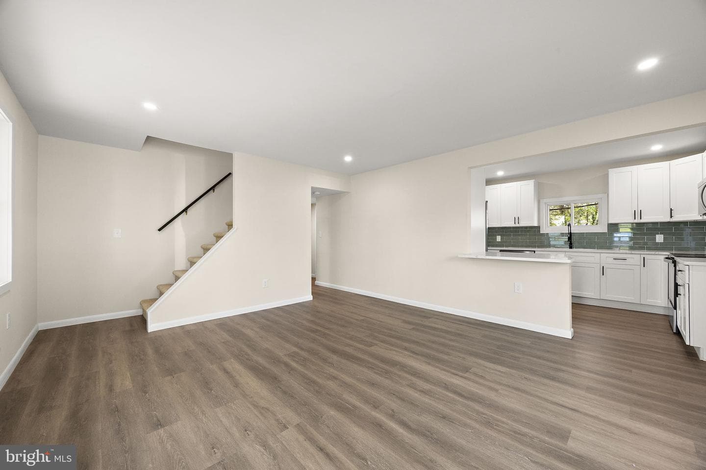 436 S 9th Street photo 4
