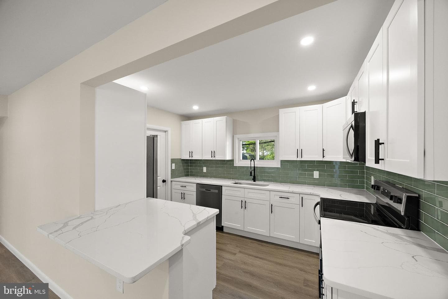 436 S 9th Street photo 8