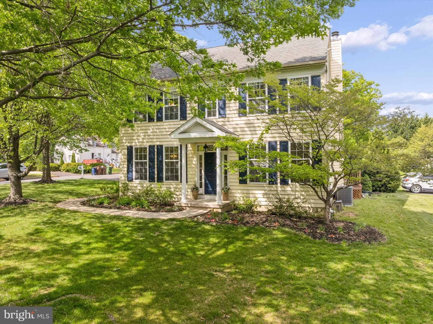1001 Windsor
