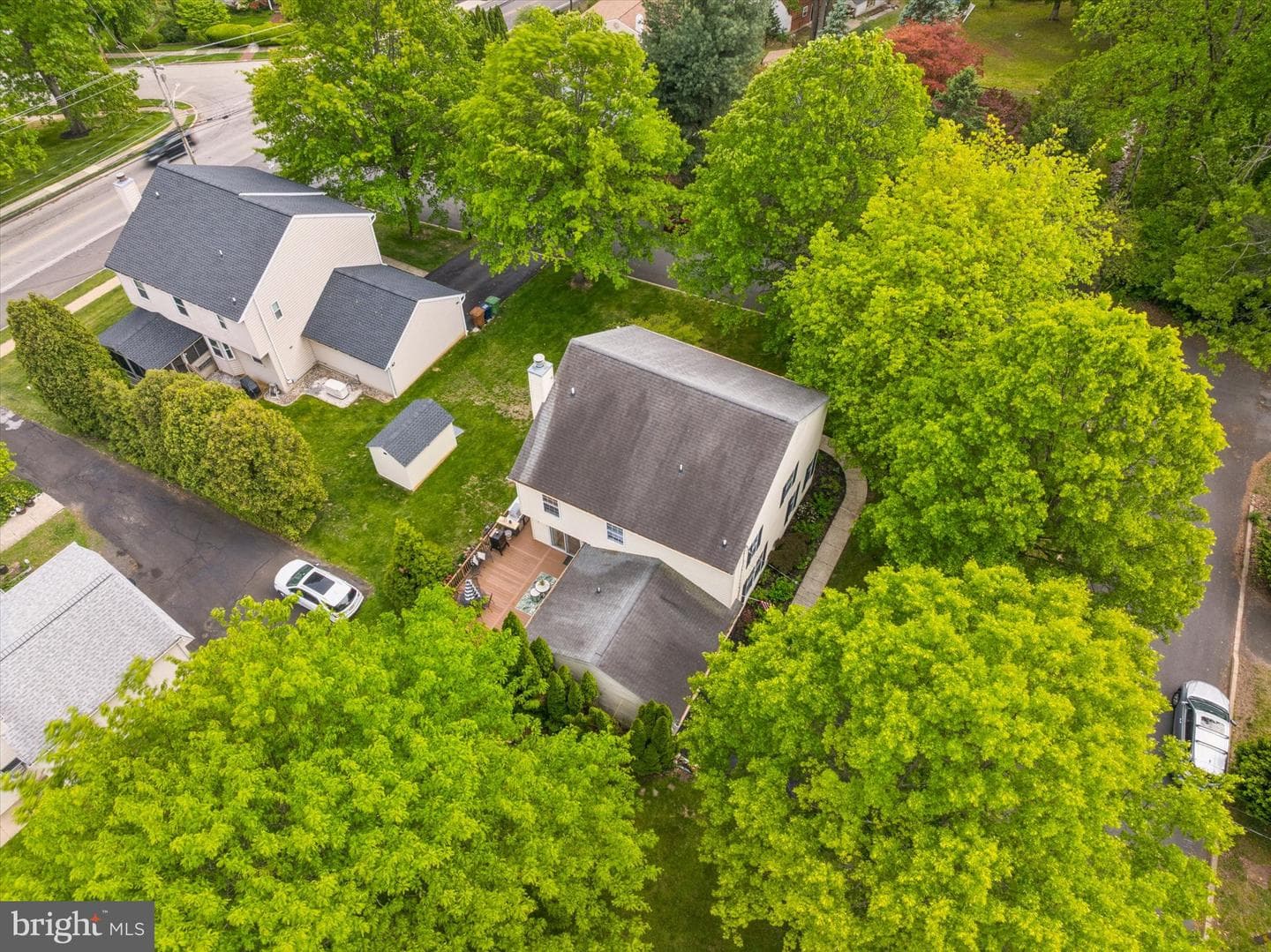 1001 Windsor photo 38