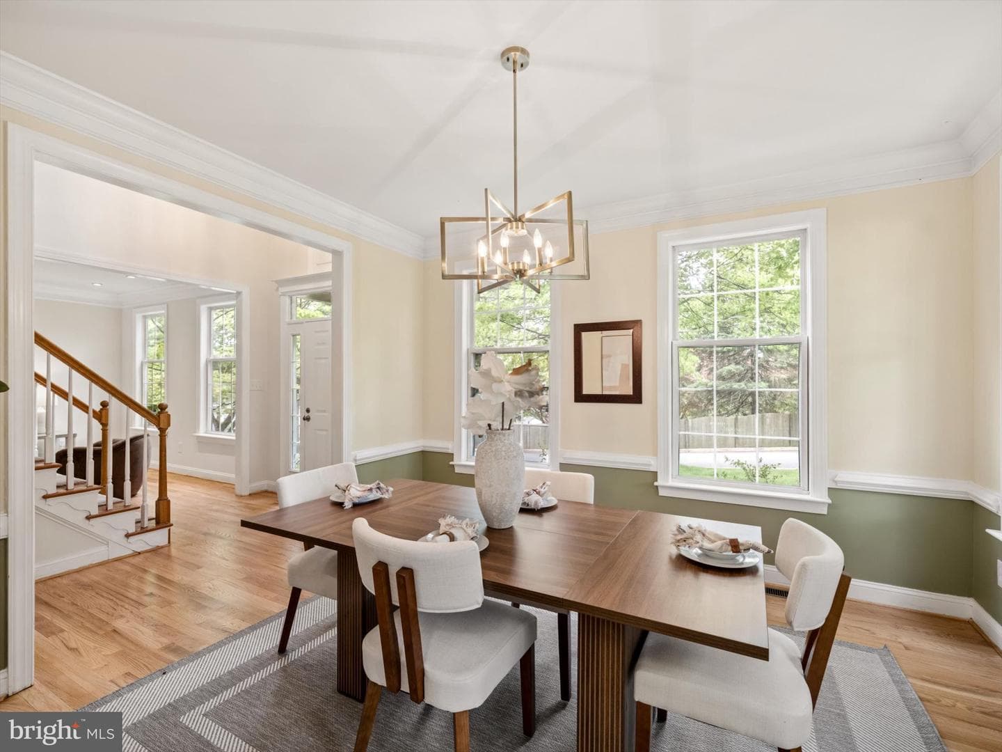 1001 Windsor photo 6