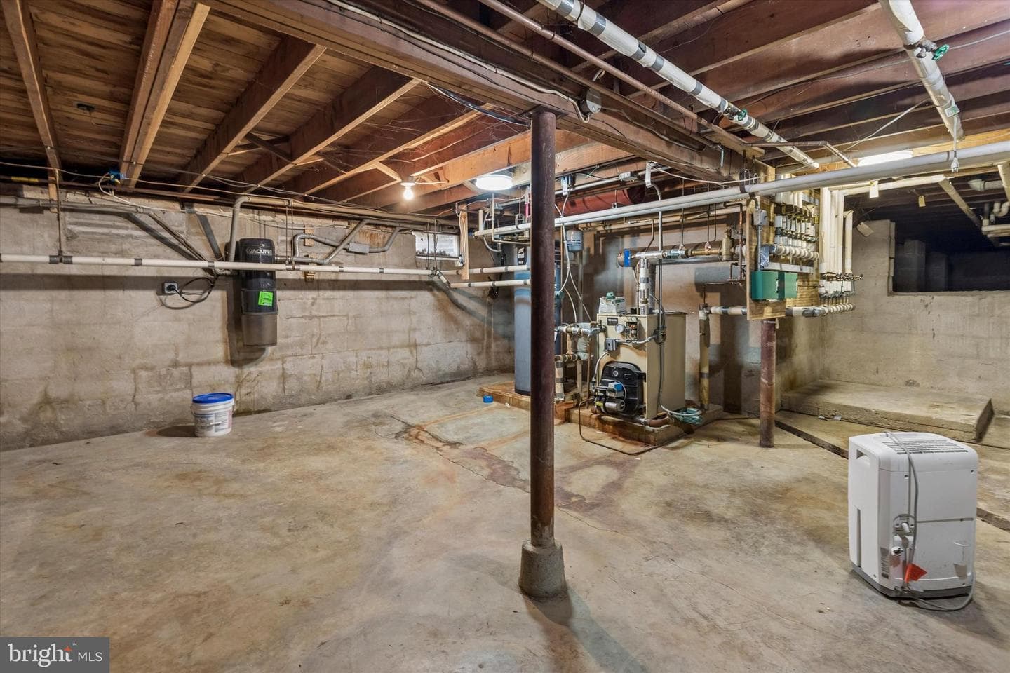 1240 Stump Road photo 35