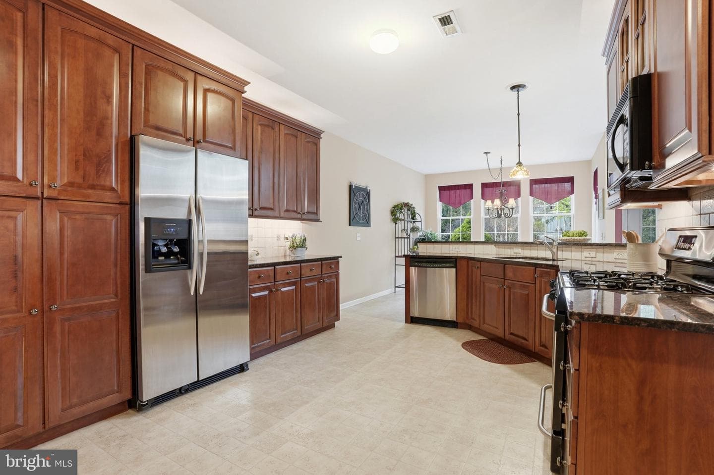 275 Country Club Drive photo 18