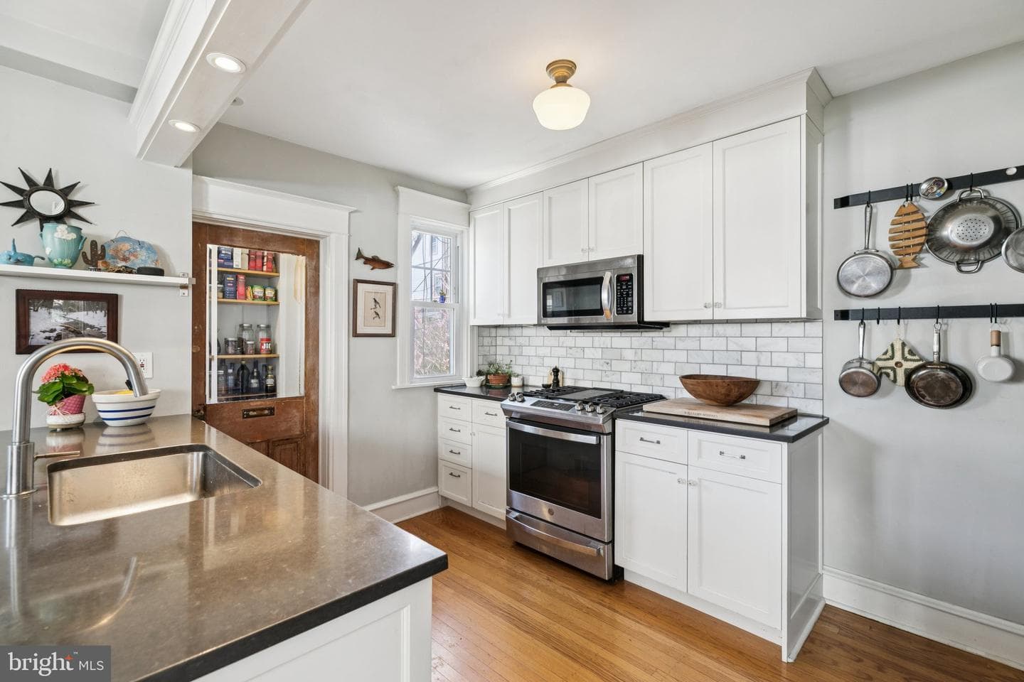 108 Winchester Road photo 6