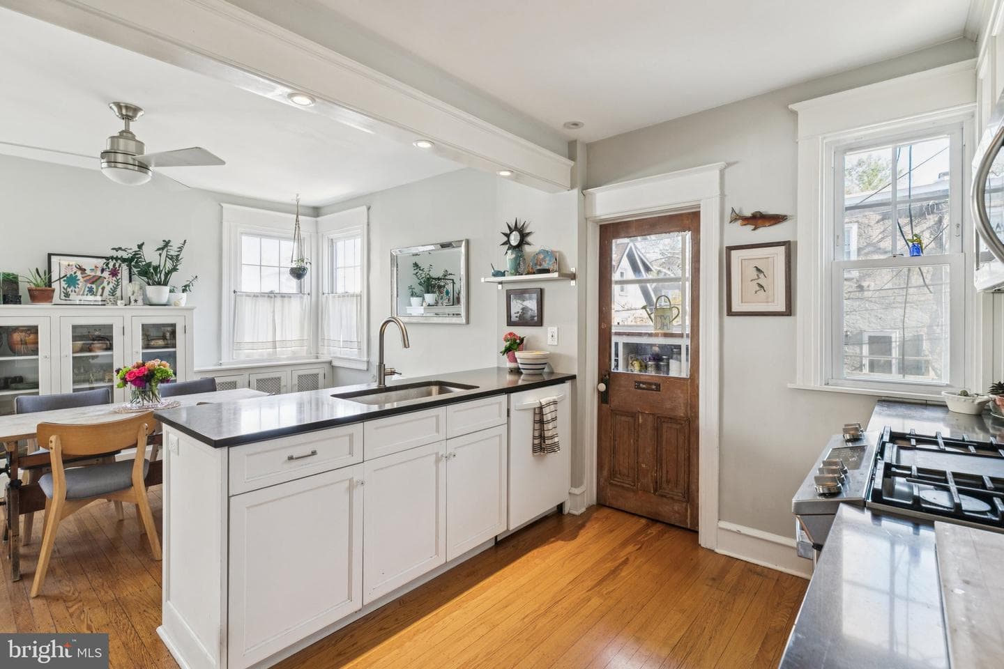 108 Winchester Road photo 8