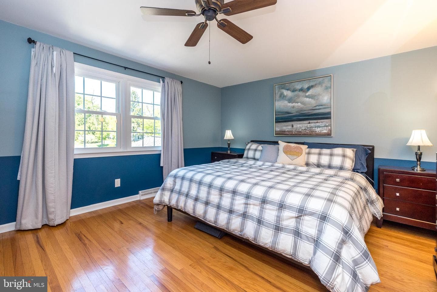 564 Derwin Drive photo 24