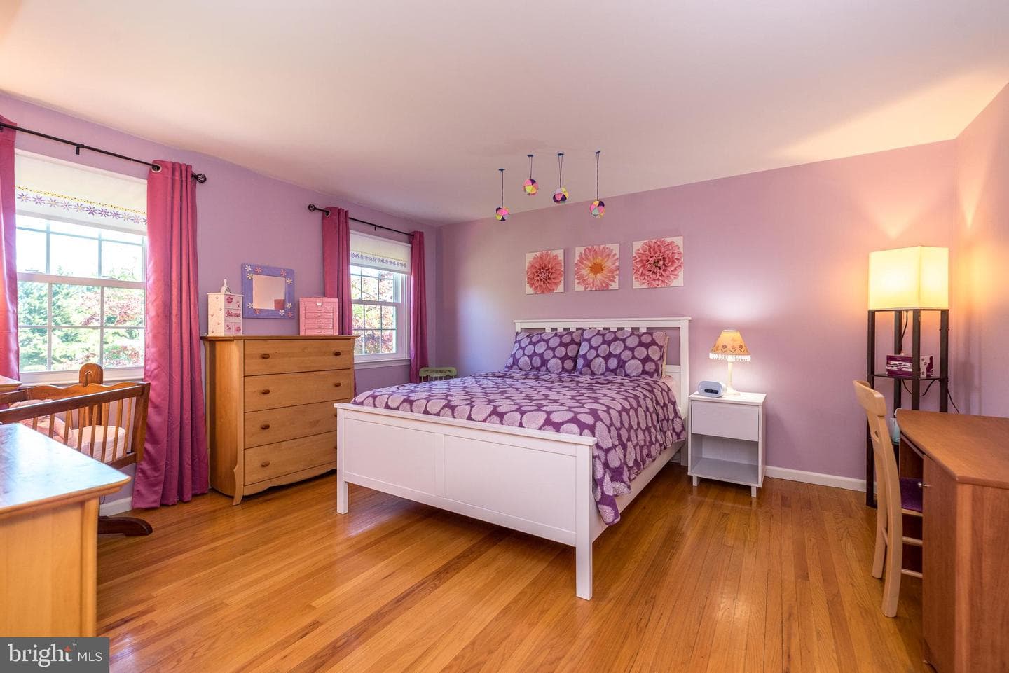 564 Derwin Drive photo 32