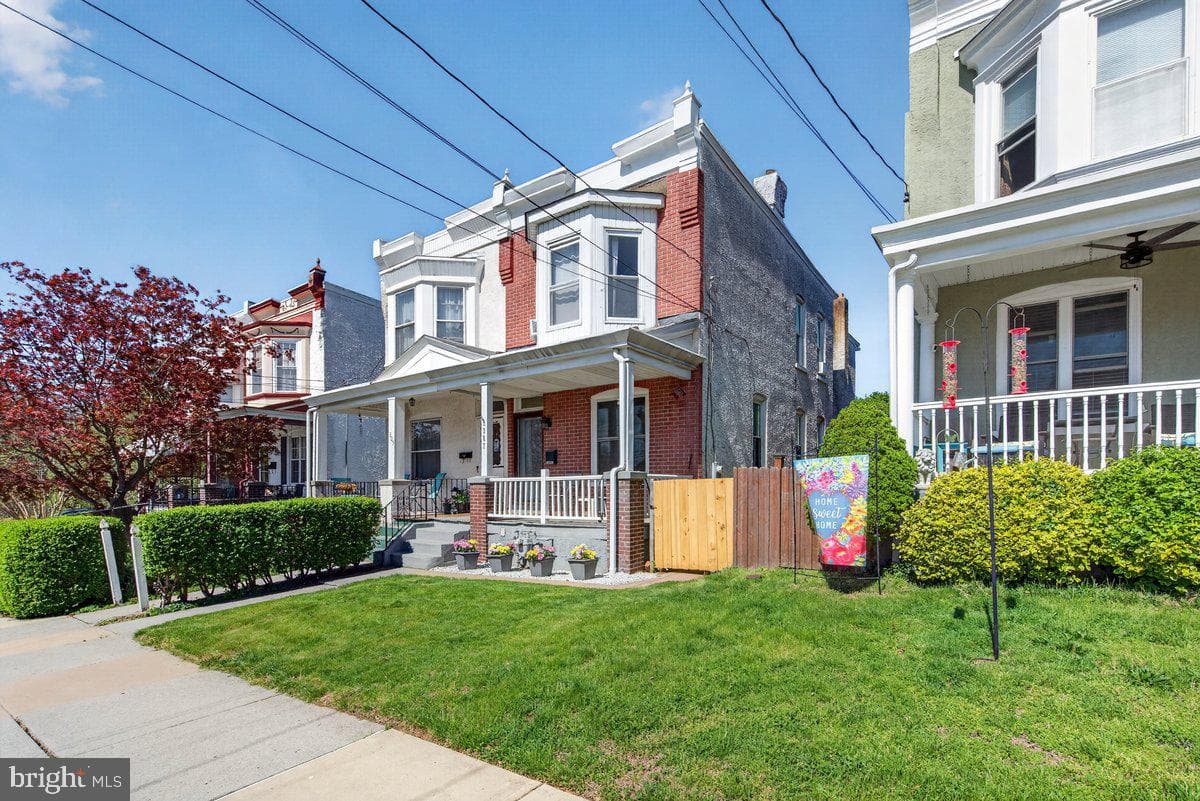 307 Spring Street photo 31