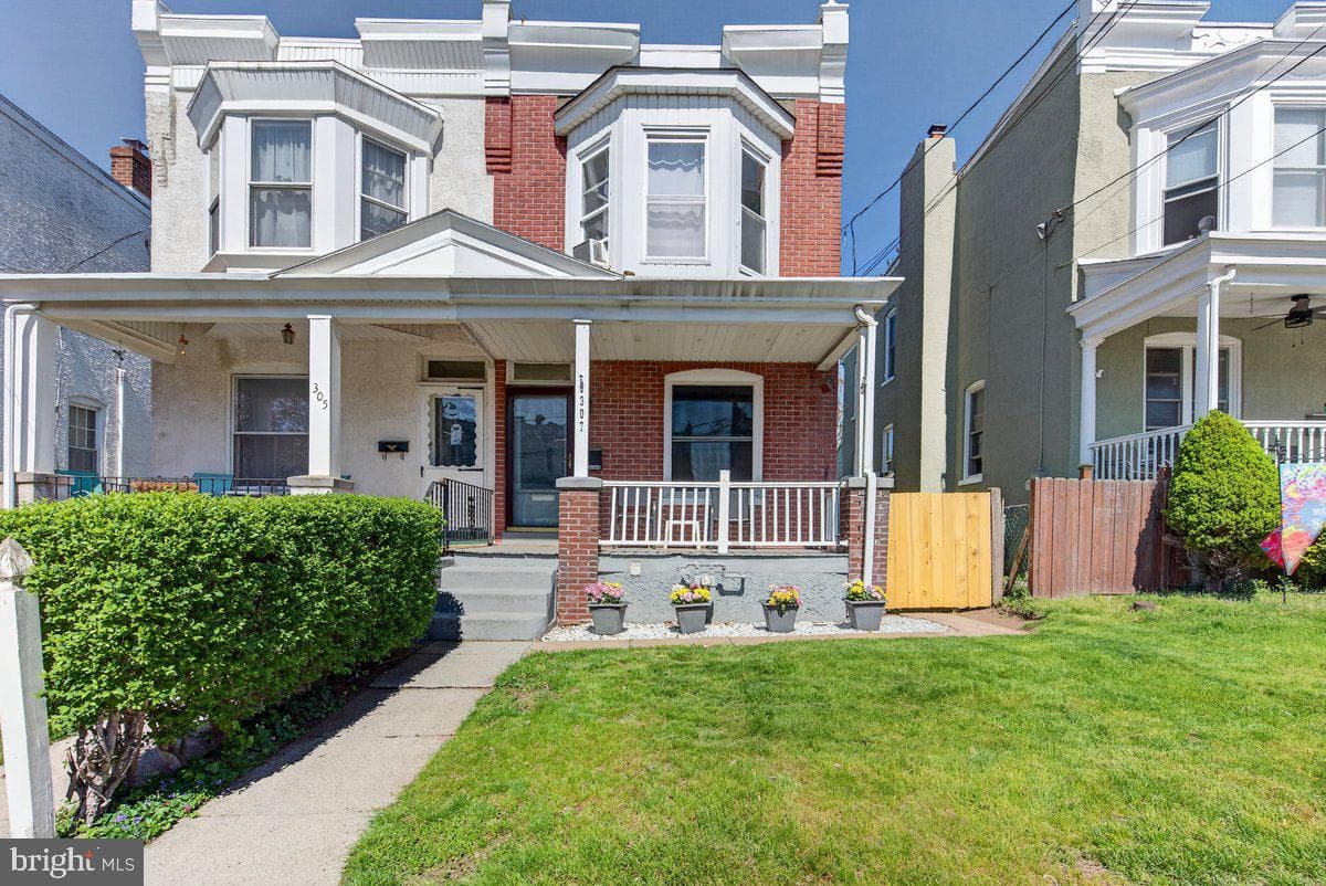 307 Spring Street photo 4