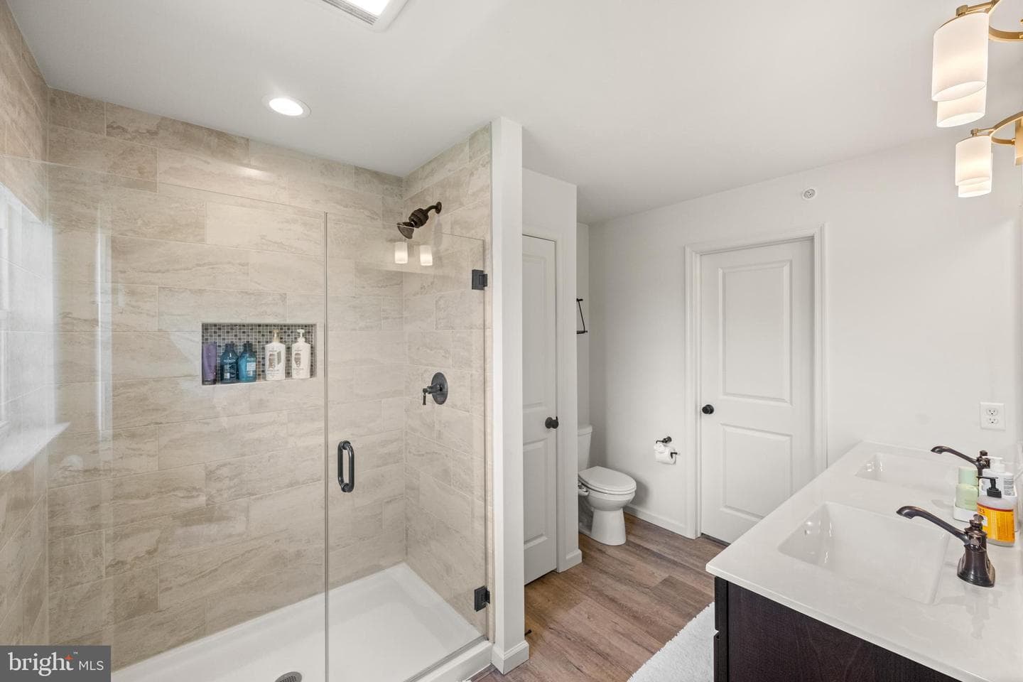 205 Hayward Street photo 17