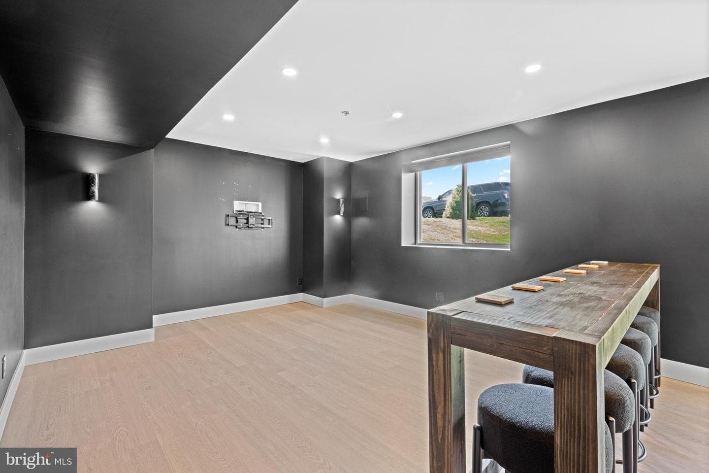 205 Hayward Street photo 27
