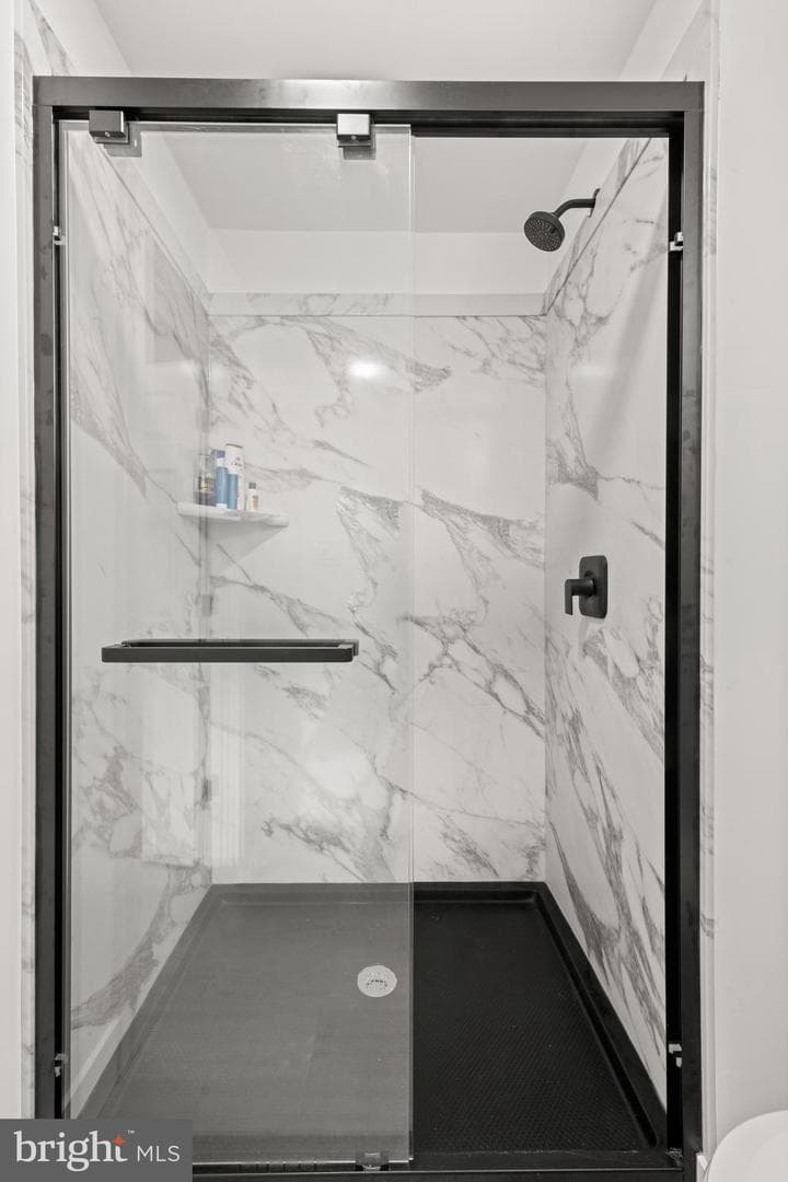 205 Hayward Street photo 32