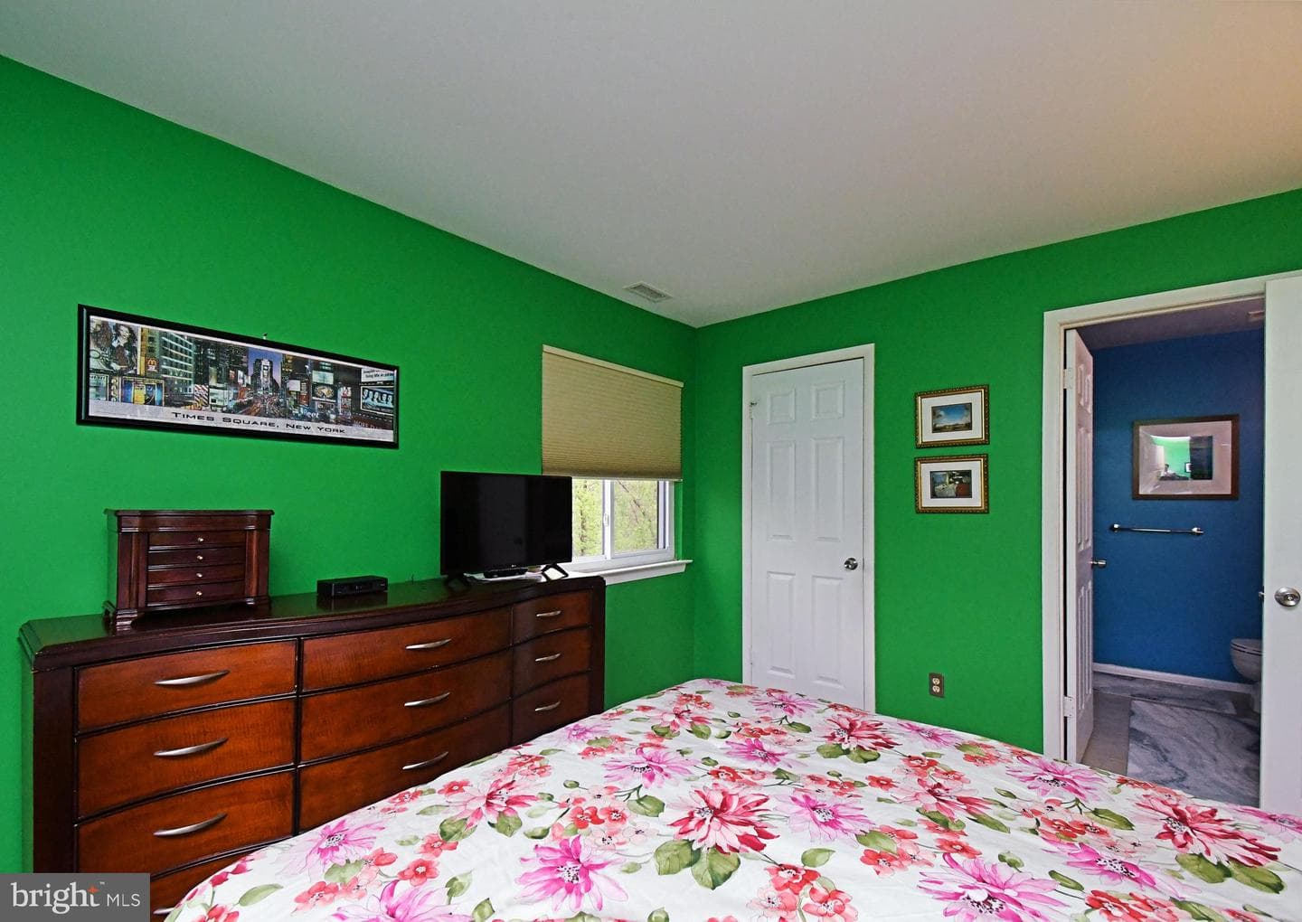 406 Stockton Court photo 18