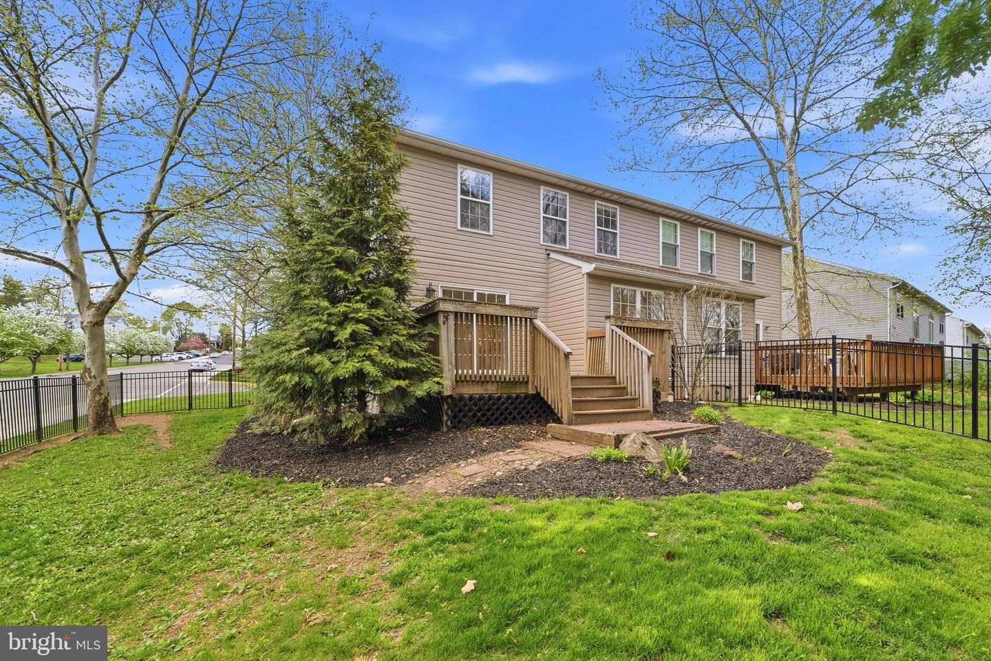 201 Shirley Lane photo 12
