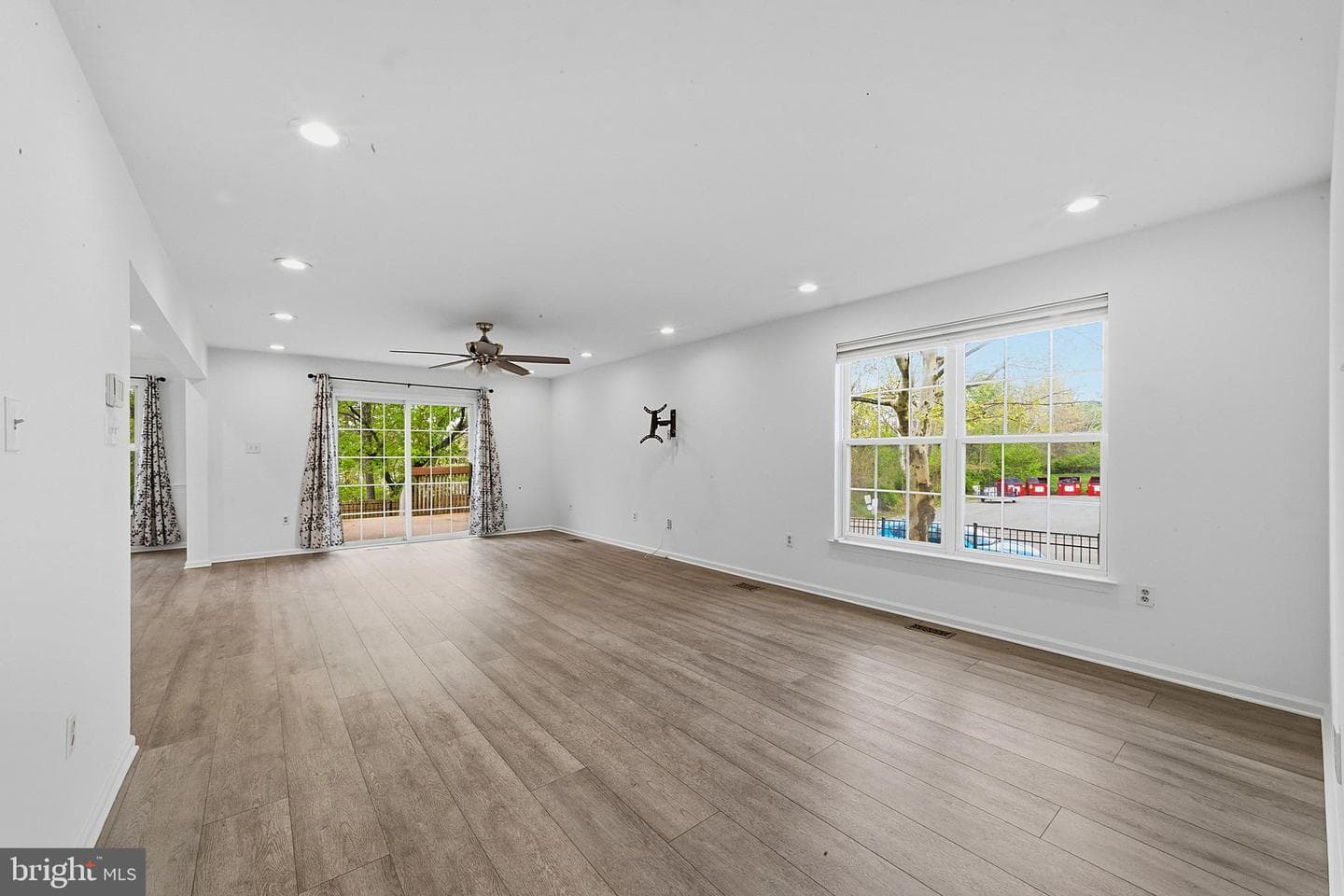 201 Shirley Lane photo 4