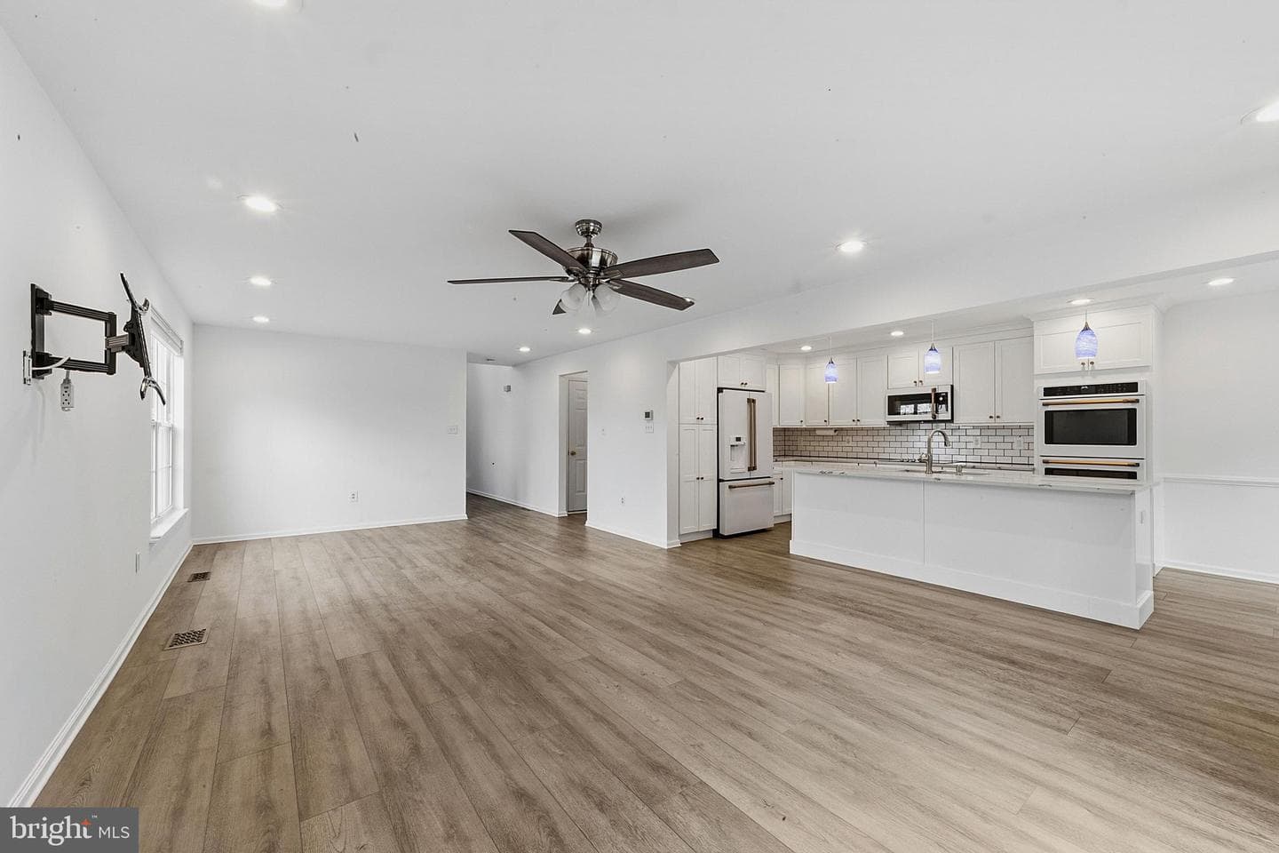 201 Shirley Lane photo 6