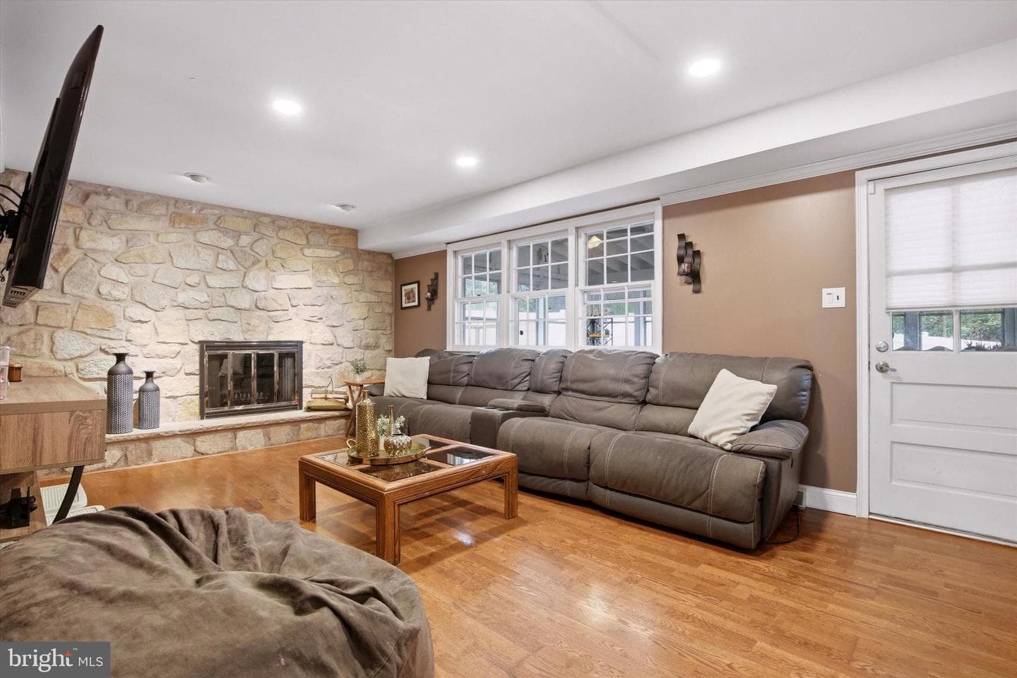 244 Kirk Drive photo 15