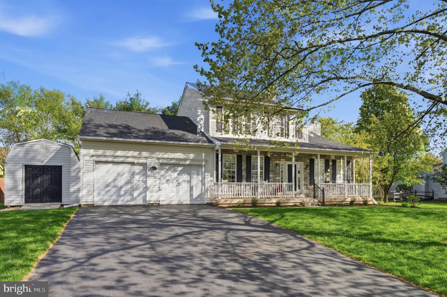 242 Vaughn Road photo 3