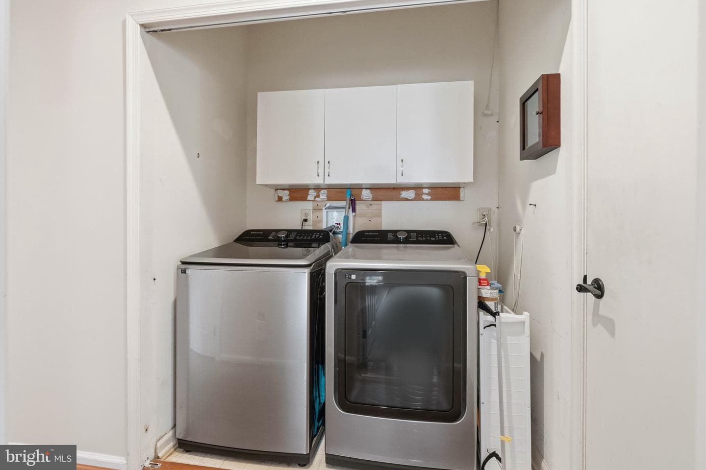 242 Vaughn Road photo 39