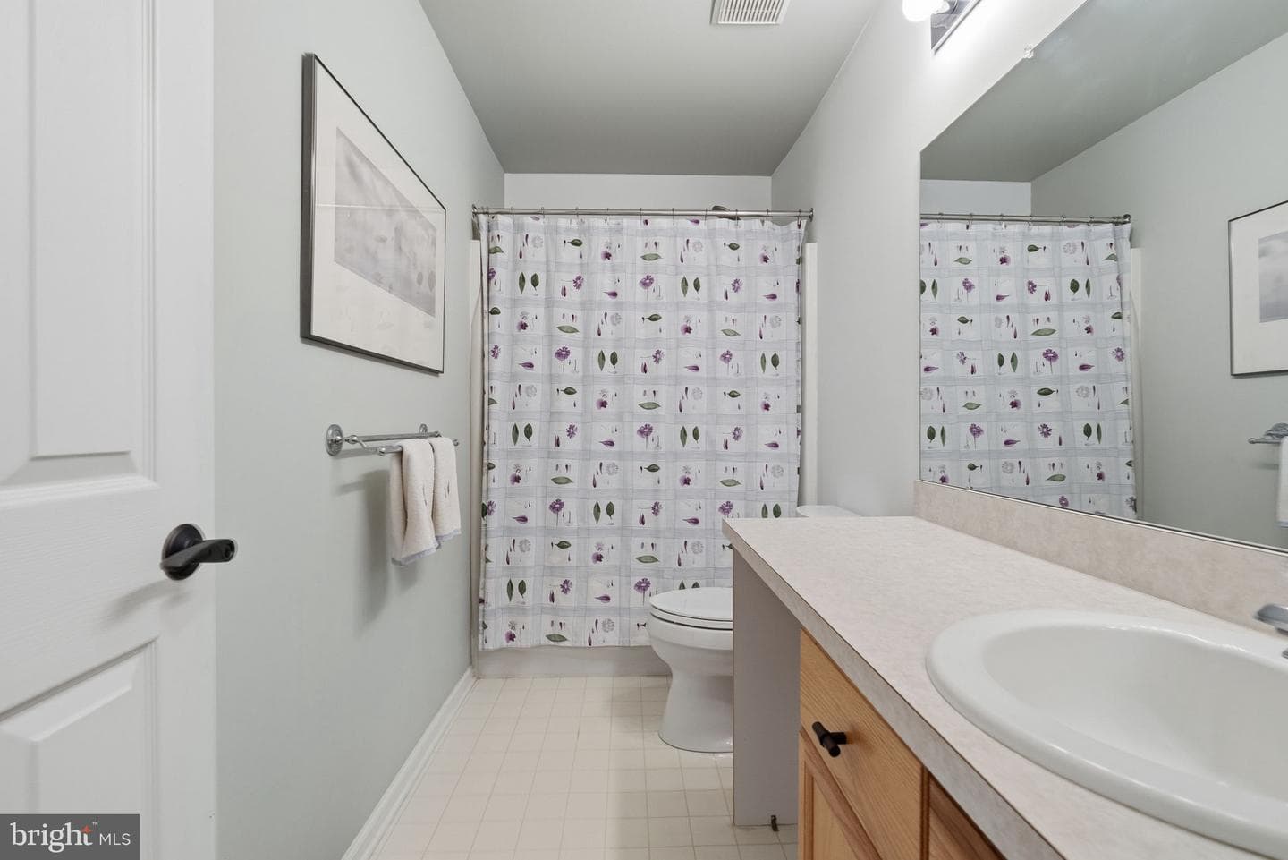 242 Vaughn Road photo 43