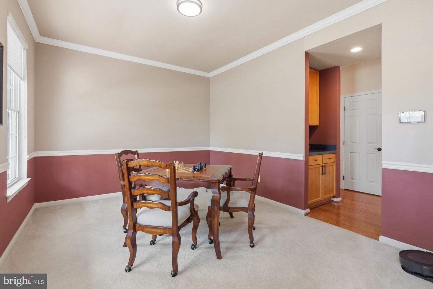 242 Vaughn Road photo 7