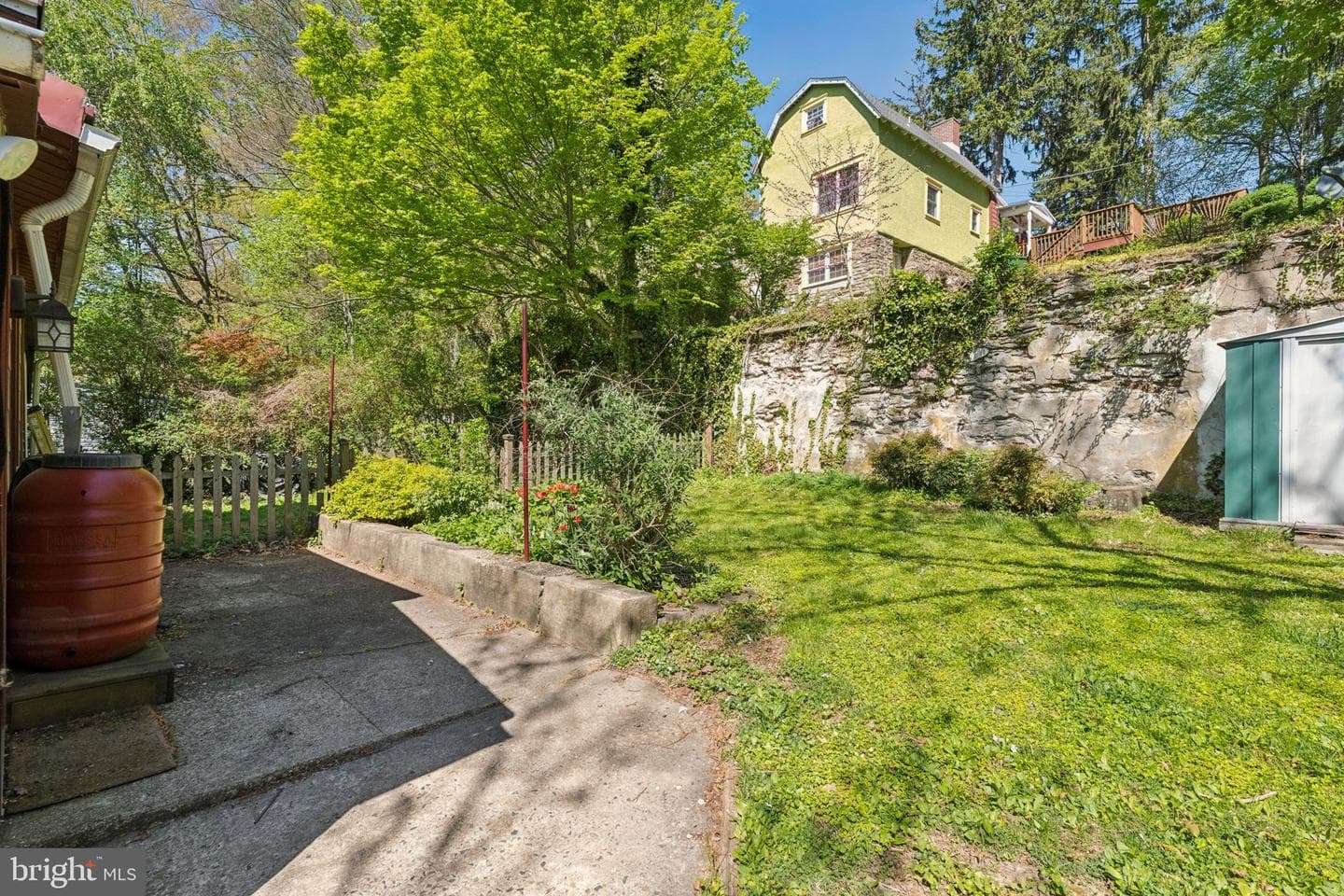 151 Greenwood Avenue photo 30