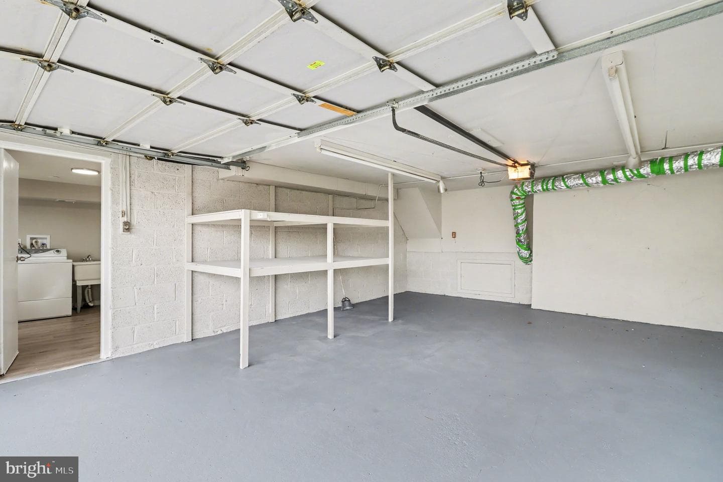 7804 Louise Lane photo 33