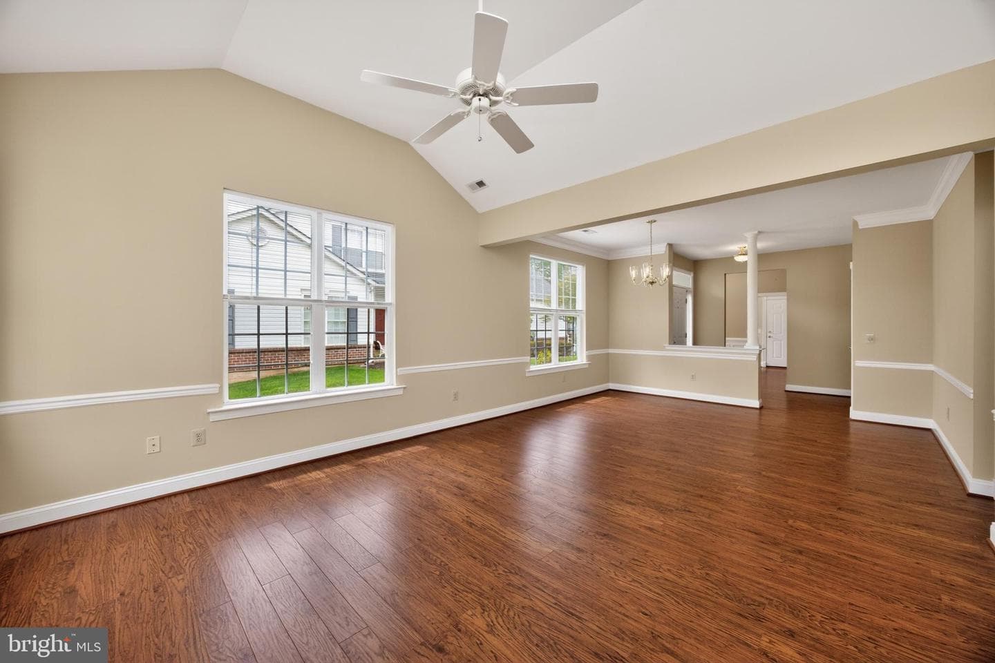 66 Newbury Way photo 10