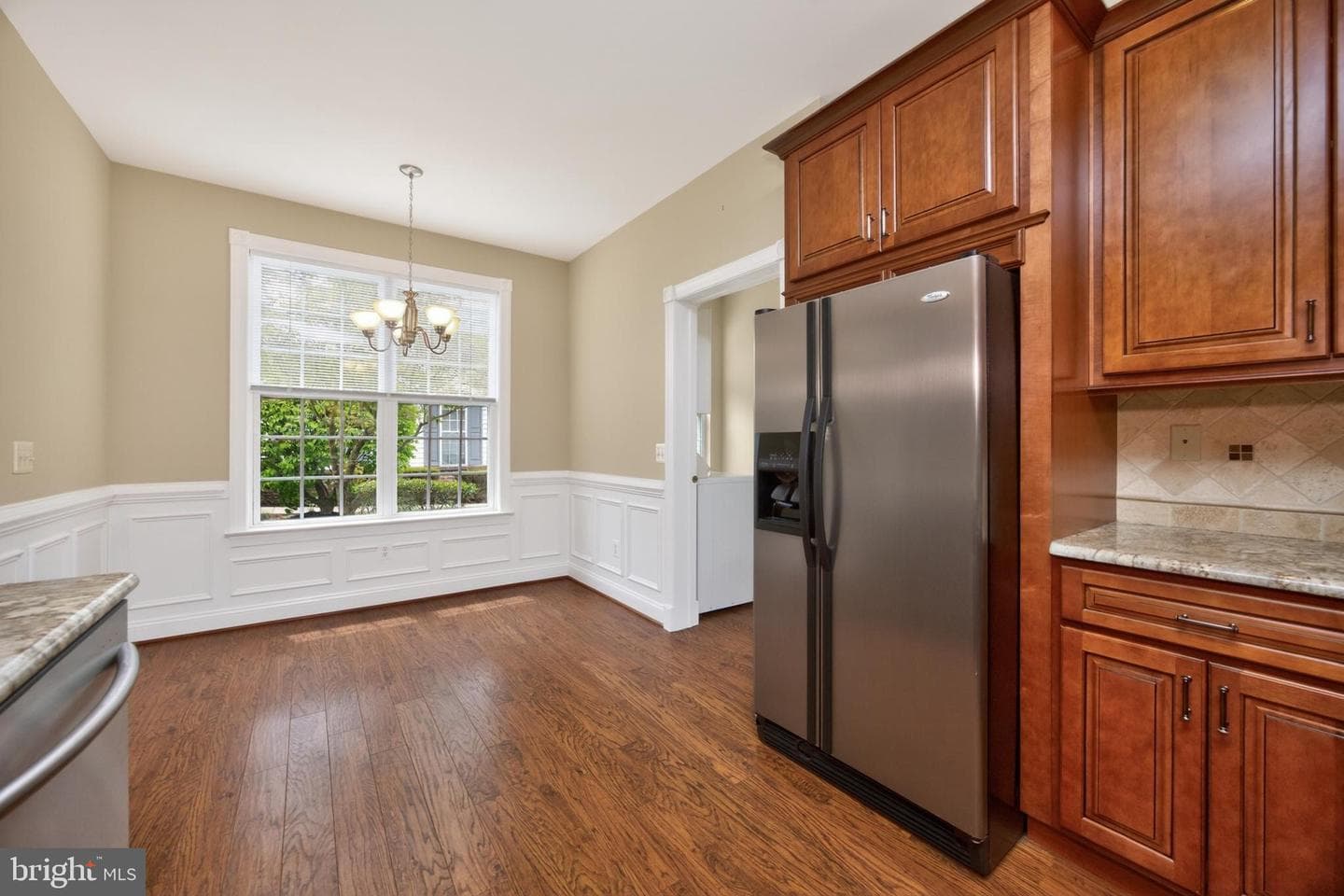 66 Newbury Way photo 4