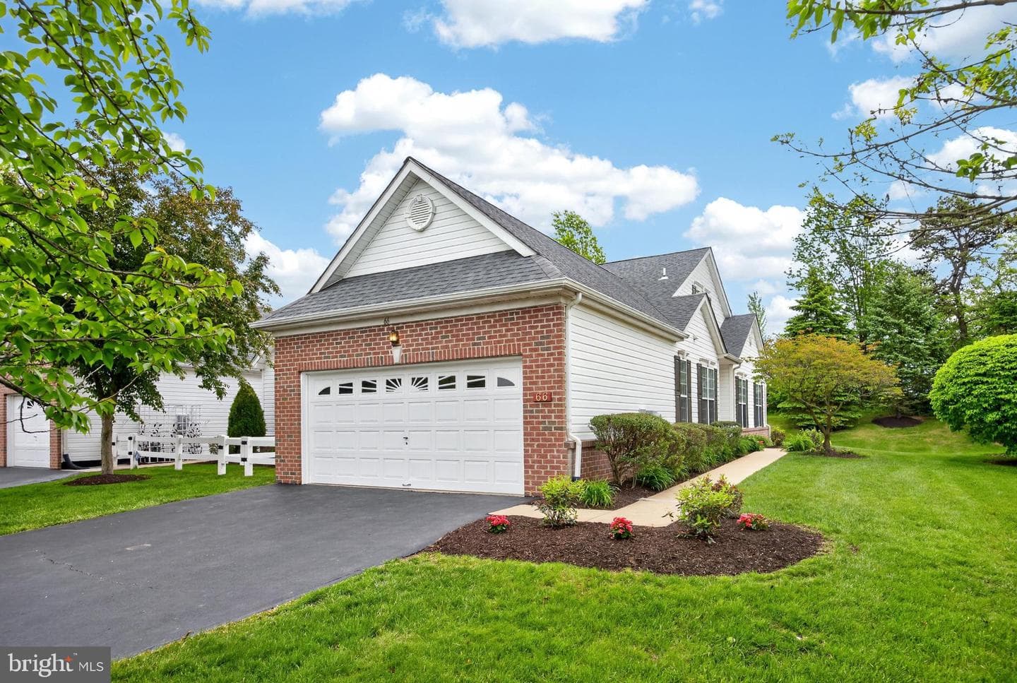 66 Newbury Way photo 41