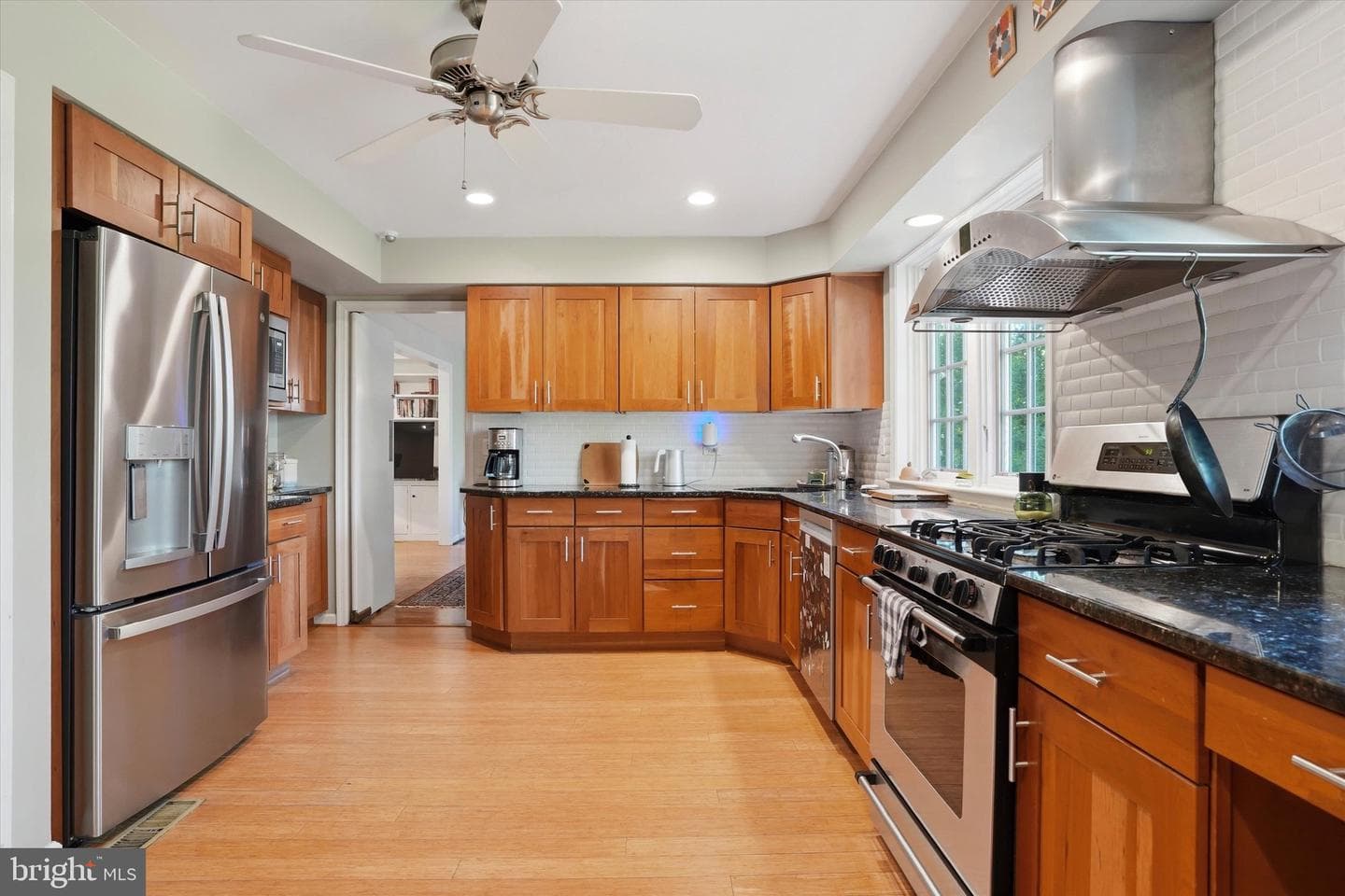 8643 Montgomery photo 12