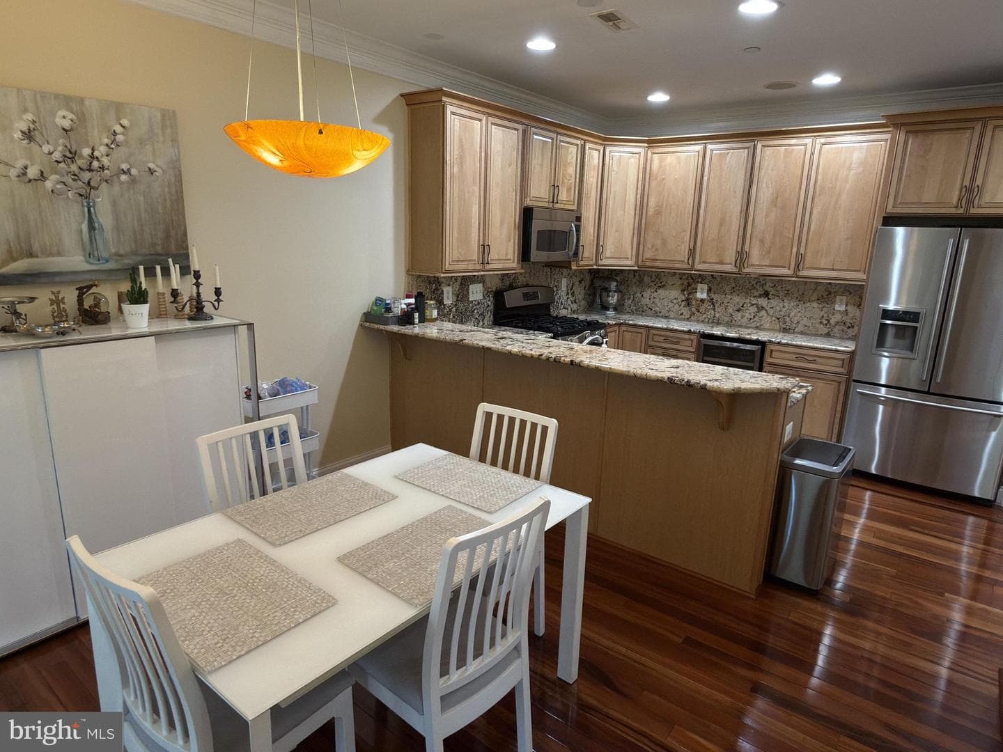 211 Holland Avenue photo 11