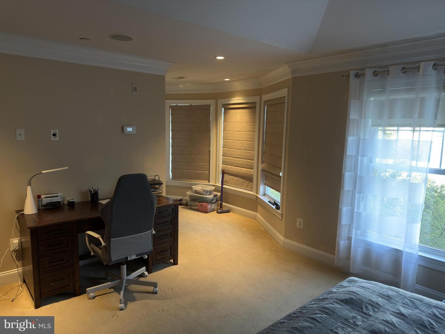 211 Holland Avenue photo 18