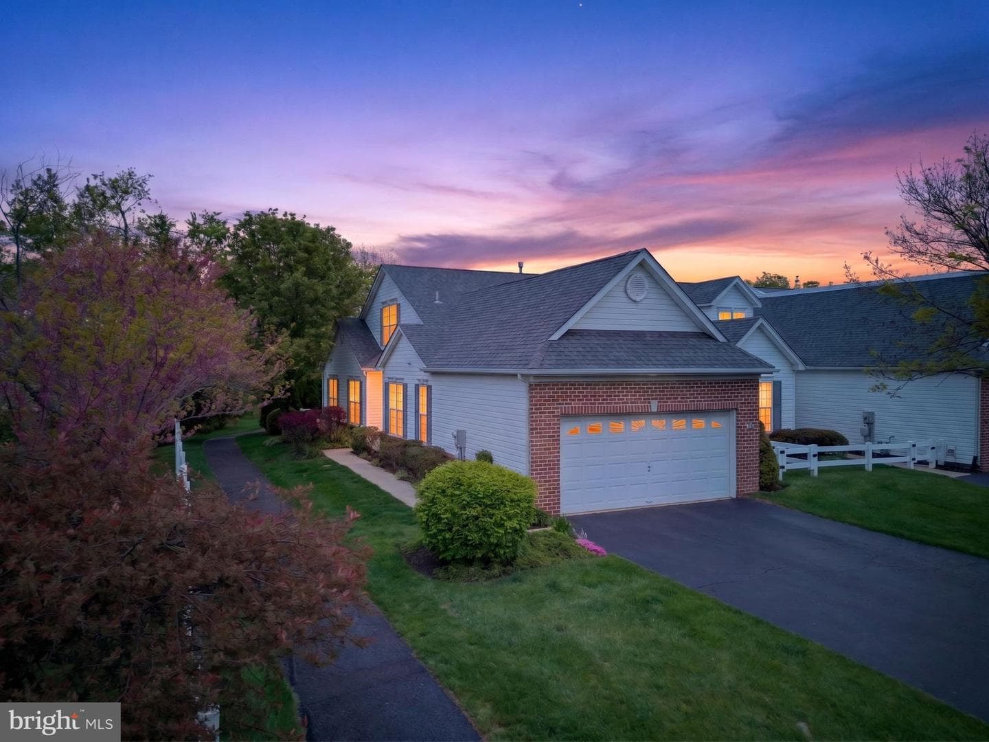 90 Newbury Way