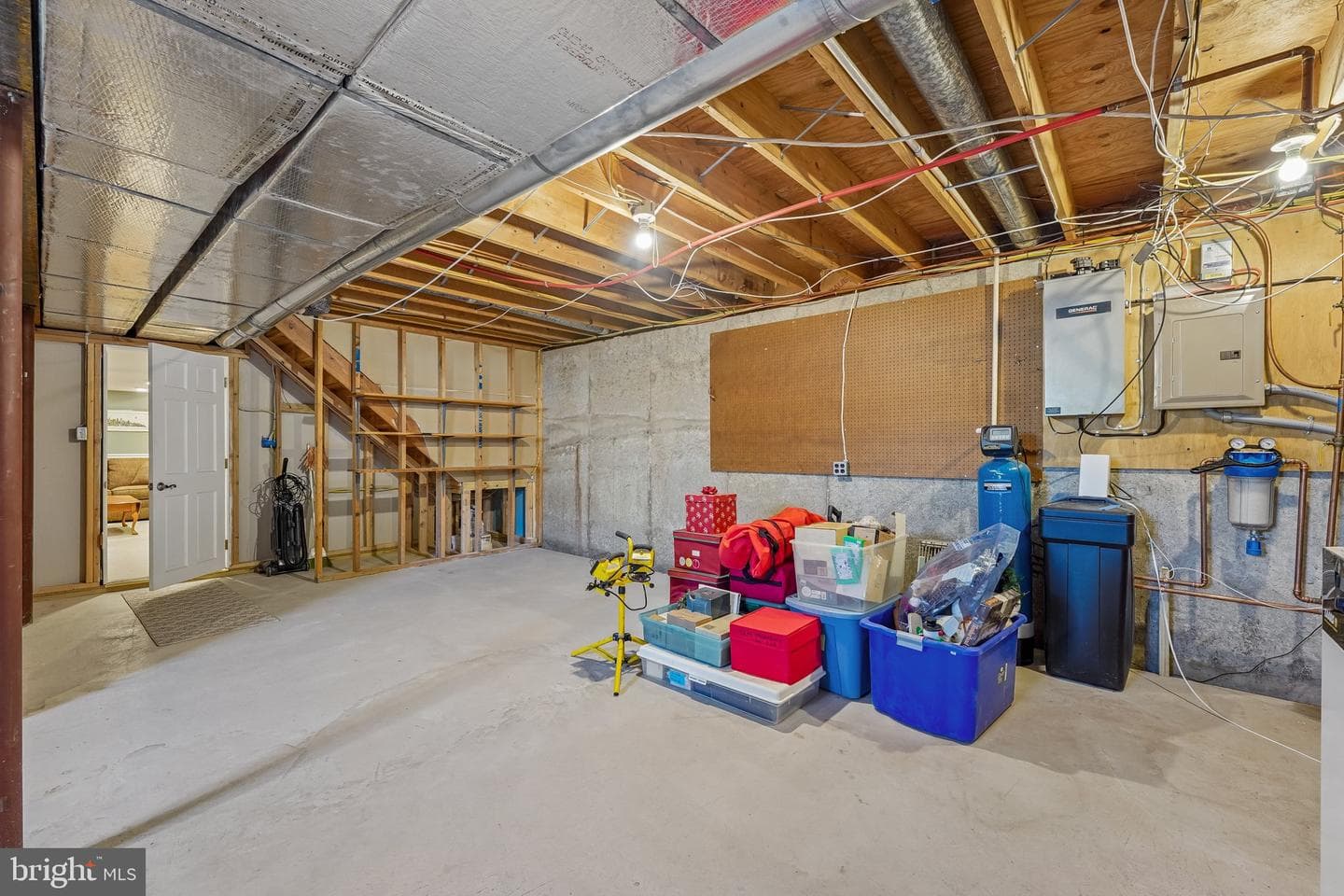 739 Ash Road photo 30