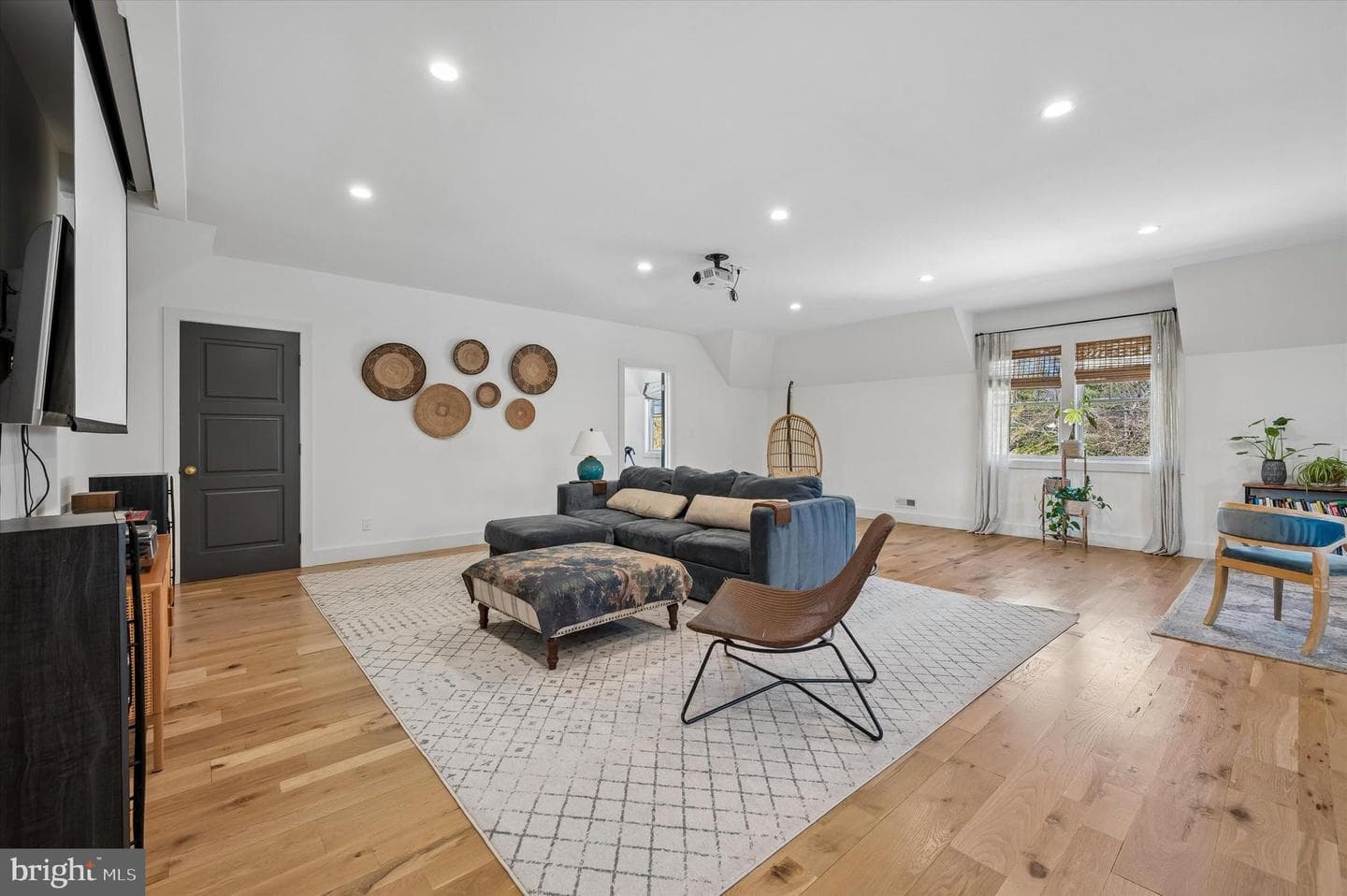 101 Hampton Lane photo 31
