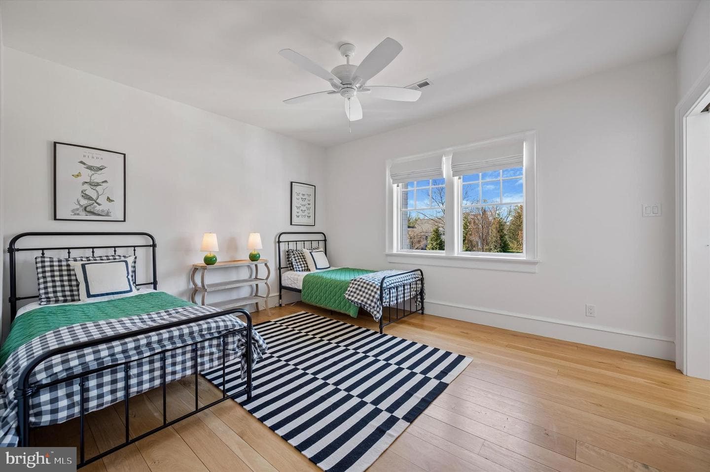 101 Hampton Lane photo 38