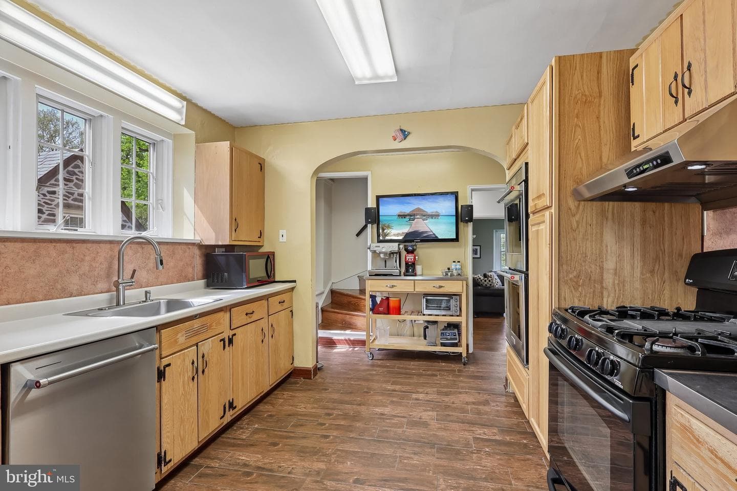 6 Overbrook Parkway photo 14
