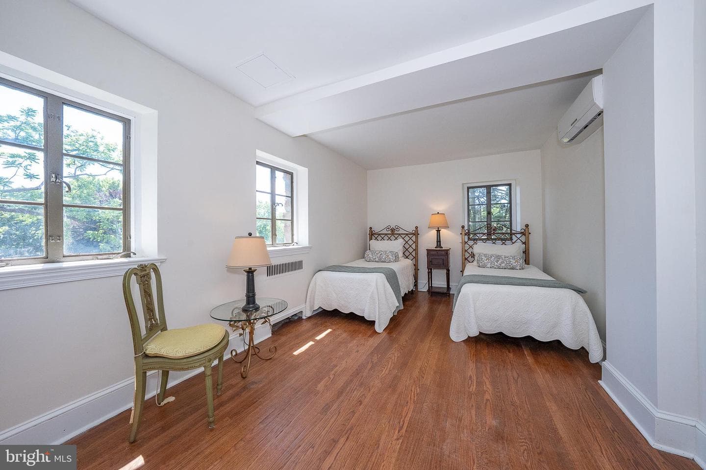 1187 Rydal Road photo 28