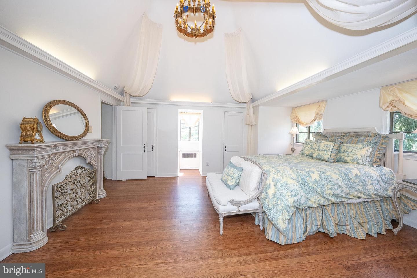 1187 Rydal Road photo 33