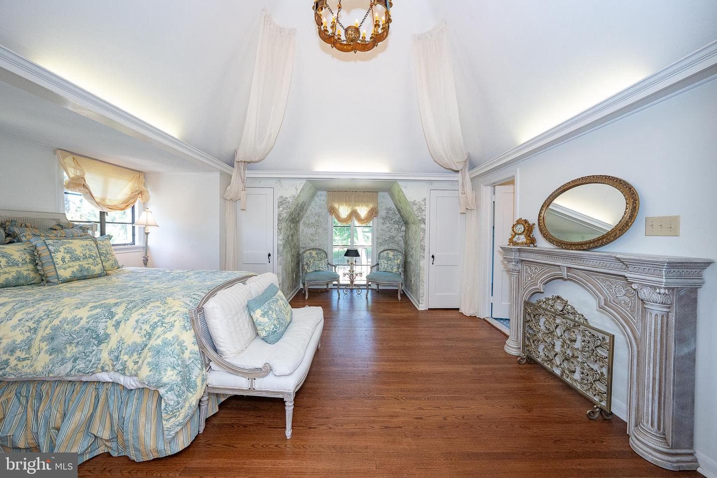 1187 Rydal Road photo 34