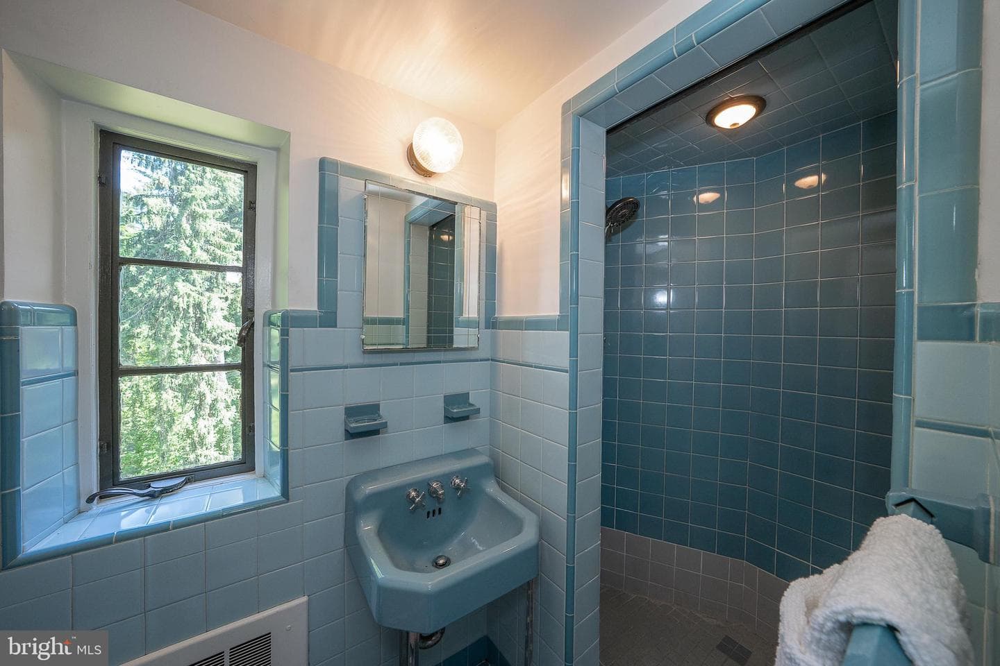 1187 Rydal Road photo 38