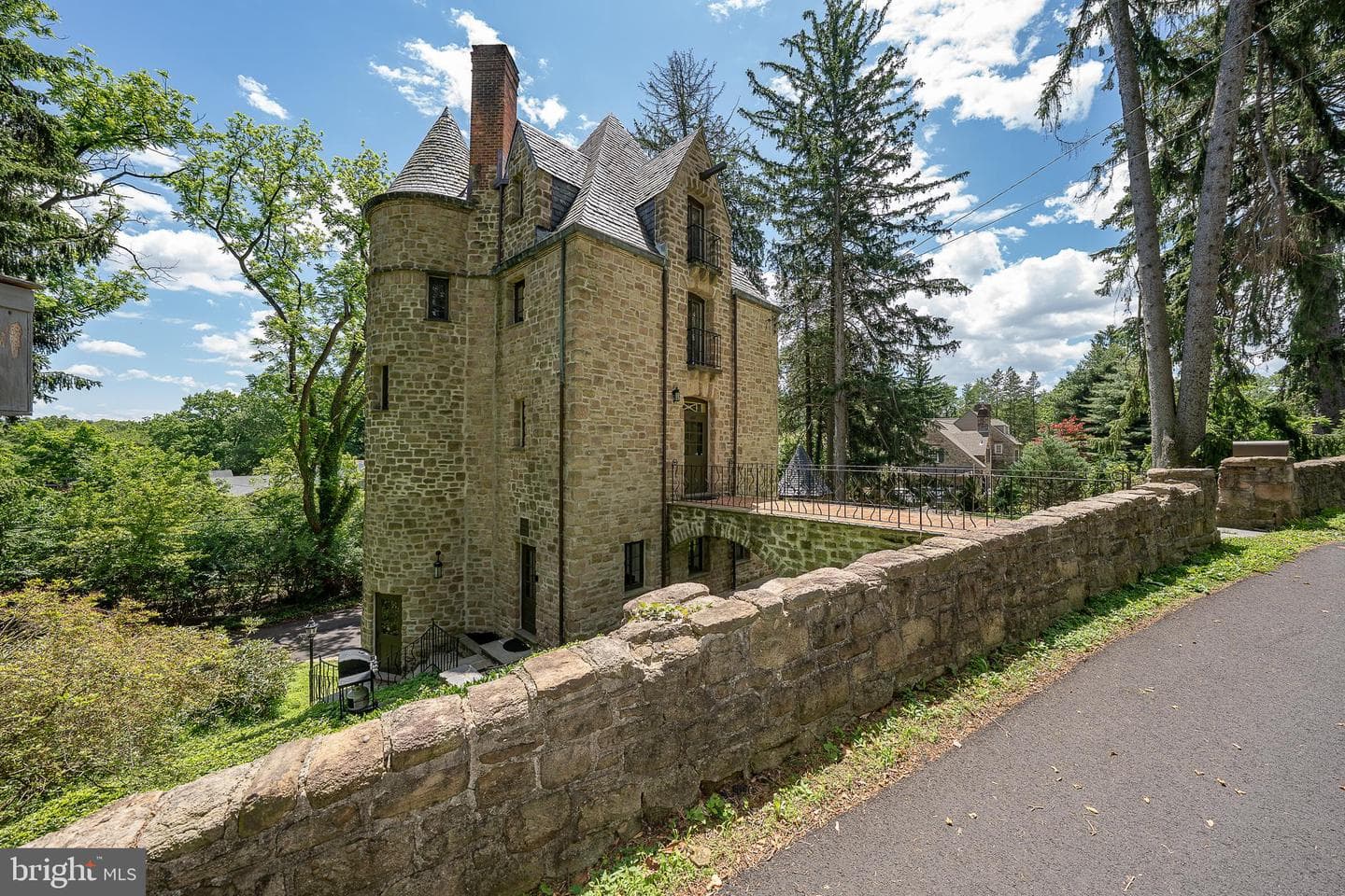1187 Rydal Road photo 52
