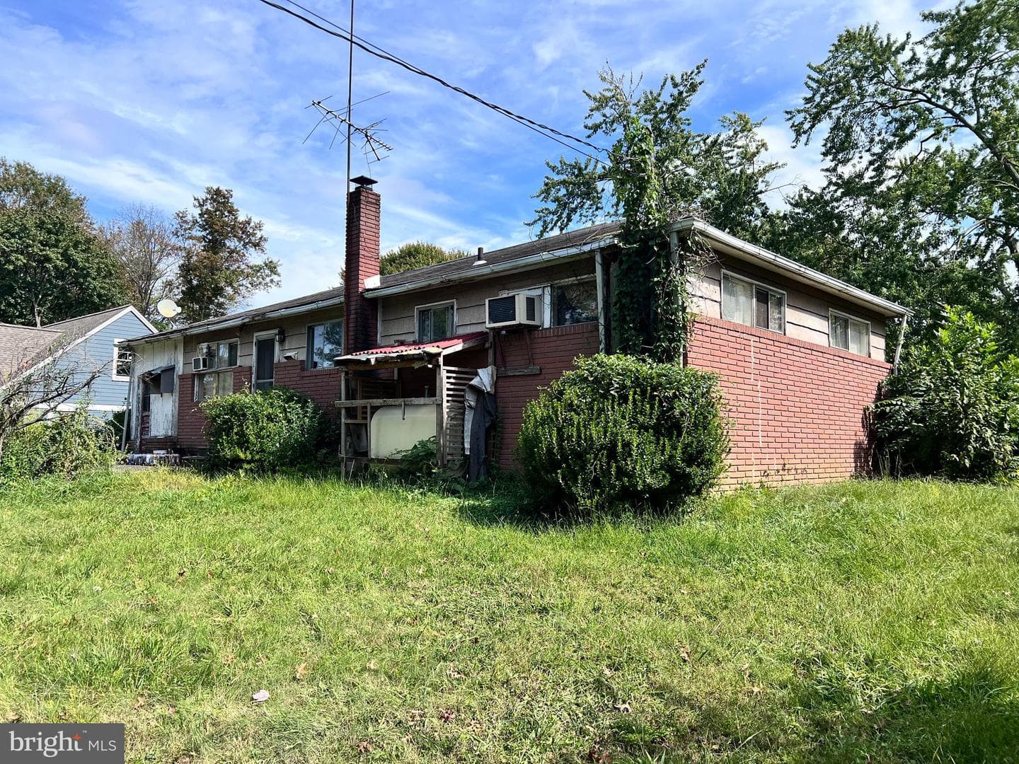 1457 Marlyns Lane photo 26