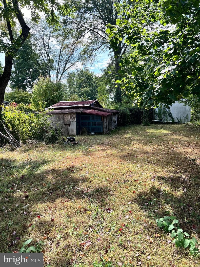1457 Marlyns Lane photo 8