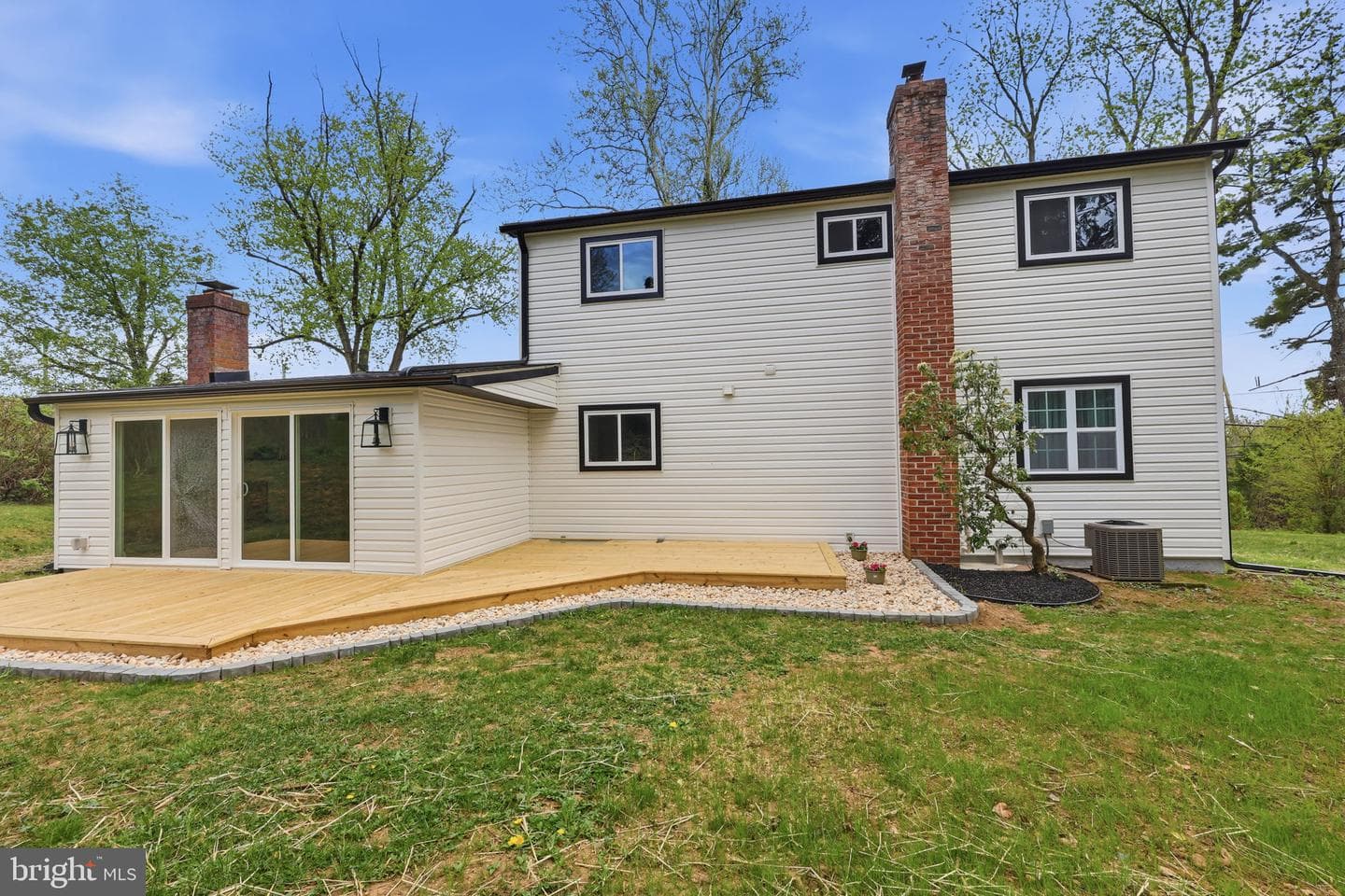 2213 Camp Hill Road photo 43