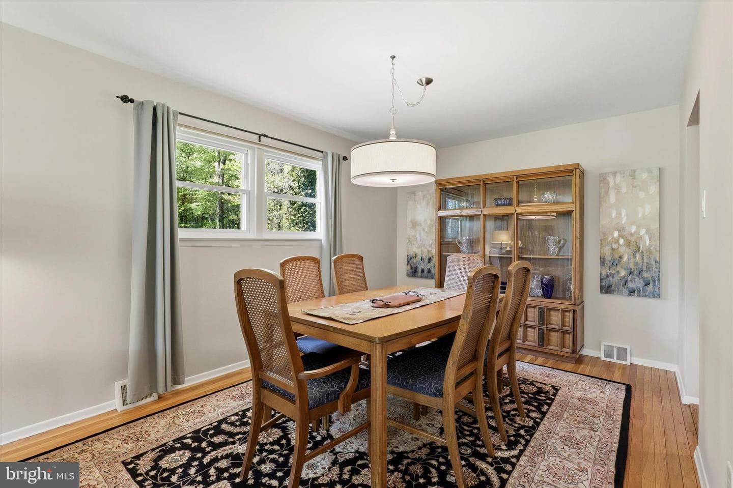 118 Clarrige Drive photo 4
